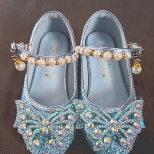 Princess play shoes 8.5 chirldrens
